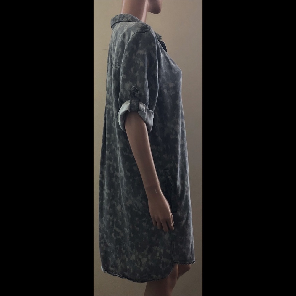 Philosophy Shirt Dress w/ Pockets - Picture 5 of 6